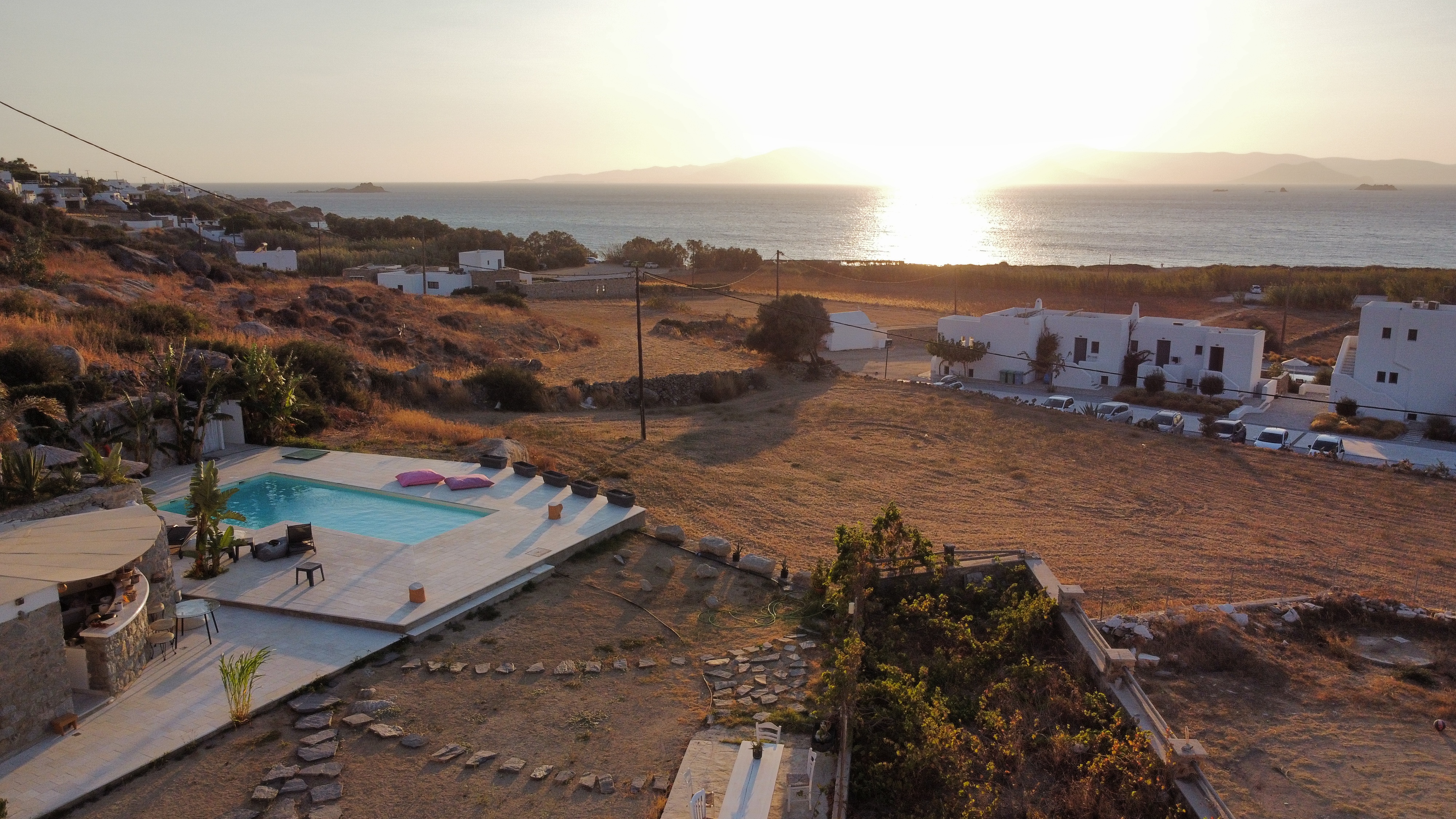 Plaka's Petite outdoor view